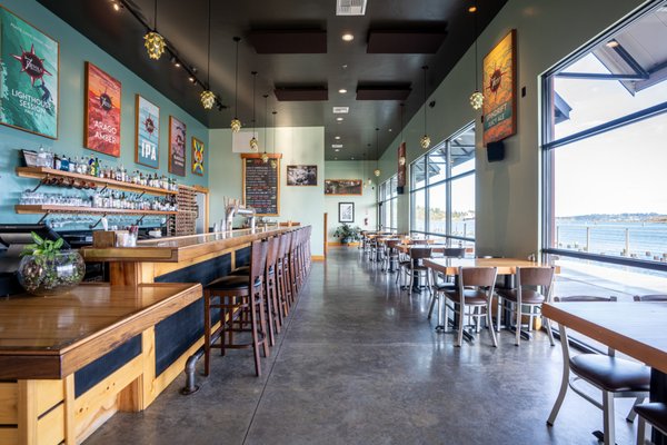 7 Devils Waterfront Alehouse by null