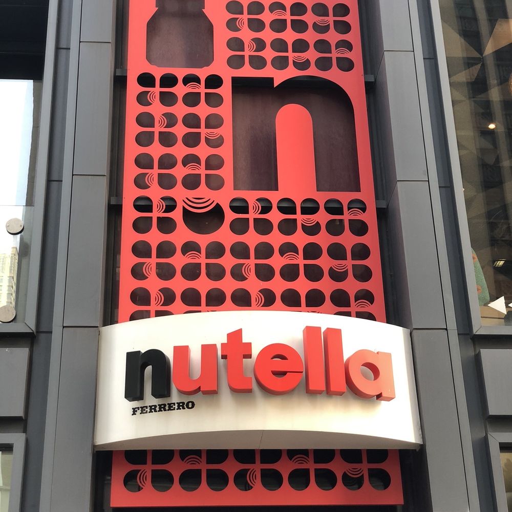 Nutella Cafe - Desserts Near Me - Chicago, Illinois Nutella Cafe - Desserts Near Me - Chicago, Illinois