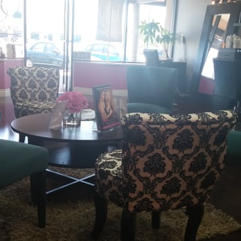 3Sixty Salon - Waiting area - Hair Salons Near Me - Fremont, California 3Sixty Salon - Waiting area - Hair Salons Near Me - Fremont, California