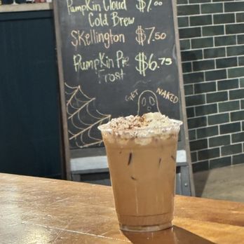 Tupelo Coffee House - Coffee & Tea Near Me - Sacramento, California