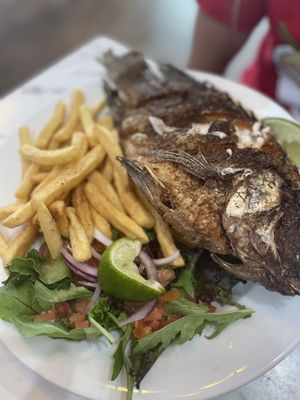 Unos Mariscos O Que by null