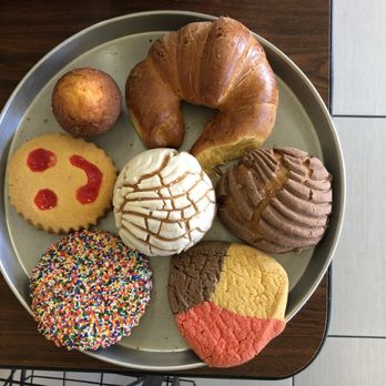 La Mexicana Bakery - Variety of bread. - Bakeries Near Me - Los Angeles, California La Mexicana Bakery - Variety of bread. - Bakeries Near Me - Los Angeles, California