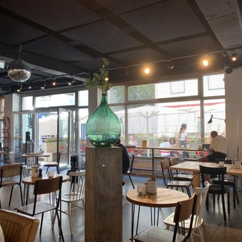 Waldemar Tagesbar - Cafes Near Me - Vienna, 9 Waldemar Tagesbar - Cafes Near Me - Vienna, 9