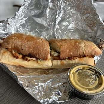 Si Señor - Takeout Peruvian club sandwich - Salad Near Me - Columbus, Ohio