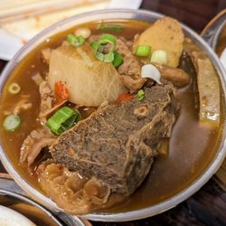 Happy Corner 13 - Beef tripe with turnips