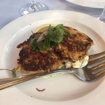 Hemenway's Restaurant - Crab cakes - Seafood Near Me - Providence, Rhode Island