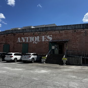 Payne Mill Village Antique Mall - Antiques Near Me - Macon, Georgia Payne Mill Village Antique Mall - Antiques Near Me - Macon, Georgia