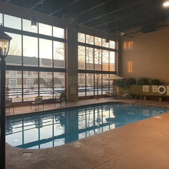 Holiday Inn - Indoor pool - Hotels Near Me - Blytheville, Arkansas