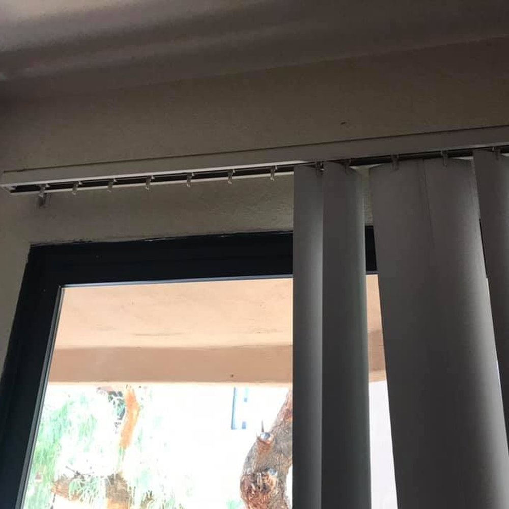 Adobe Highlands - The blinds are incredibly cheap and fall off if you look at them the wrong way. - Apartments Near Me - Bullhead City, Arizona Adobe Highlands - The blinds are incredibly cheap and fall off if you look at them the wrong way. - Apartments Near Me - Bullhead City, Arizona