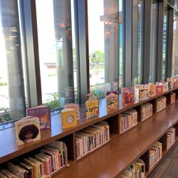 Yorba Linda Public Library - Nice children section