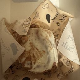Cinnamon Roll Cinnamon Roll