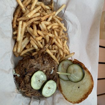 Scratch Kitchen at 300 Suns Brewing - Big Daddy's Burbon Peach BBQ Pork French fries - Burgers Near Me - Longmont, Colorado Scratch Kitchen at 300 Suns Brewing - Big Daddy's Burbon Peach BBQ Pork French fries - Burgers Near Me - Longmont, Colorado