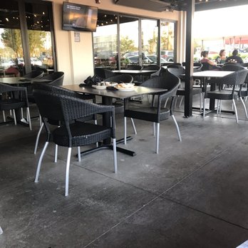 Walnut Grill - Sunset Hills - Half hour before our server got to us and this is how crowded they were. - American Near Me - St. Louis, Missouri Walnut Grill - Sunset Hills - Half hour before our server got to us and this is how crowded they were. - American Near Me - St. Louis, Missouri