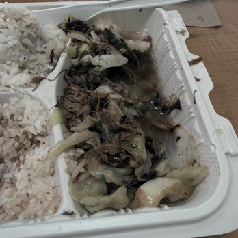 Pine Tree Cafe - Kalua pork w cabbage swimming in oil. - Breakfast & Brunch Near Me - Kailua-Kona, Hawaii