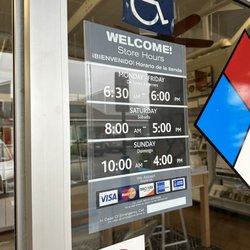 Sherwin-Williams Paint Store - See what it says about mon-fri's closing hours?! I came at 5.50pm on a Tue, and they were already all gone!