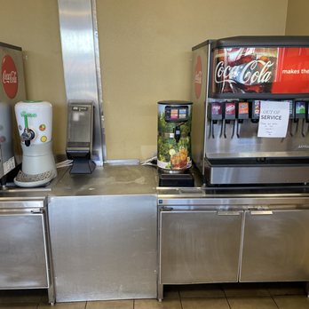 Frosty Queen - a variety of beverage machines - Burgers Near Me - Sacramento, California