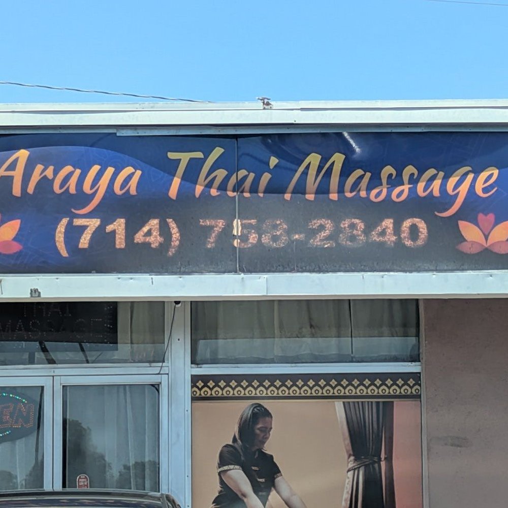 Araya Thai Massage - Front entrance in shopping center - Massage Near Me - Anaheim, California