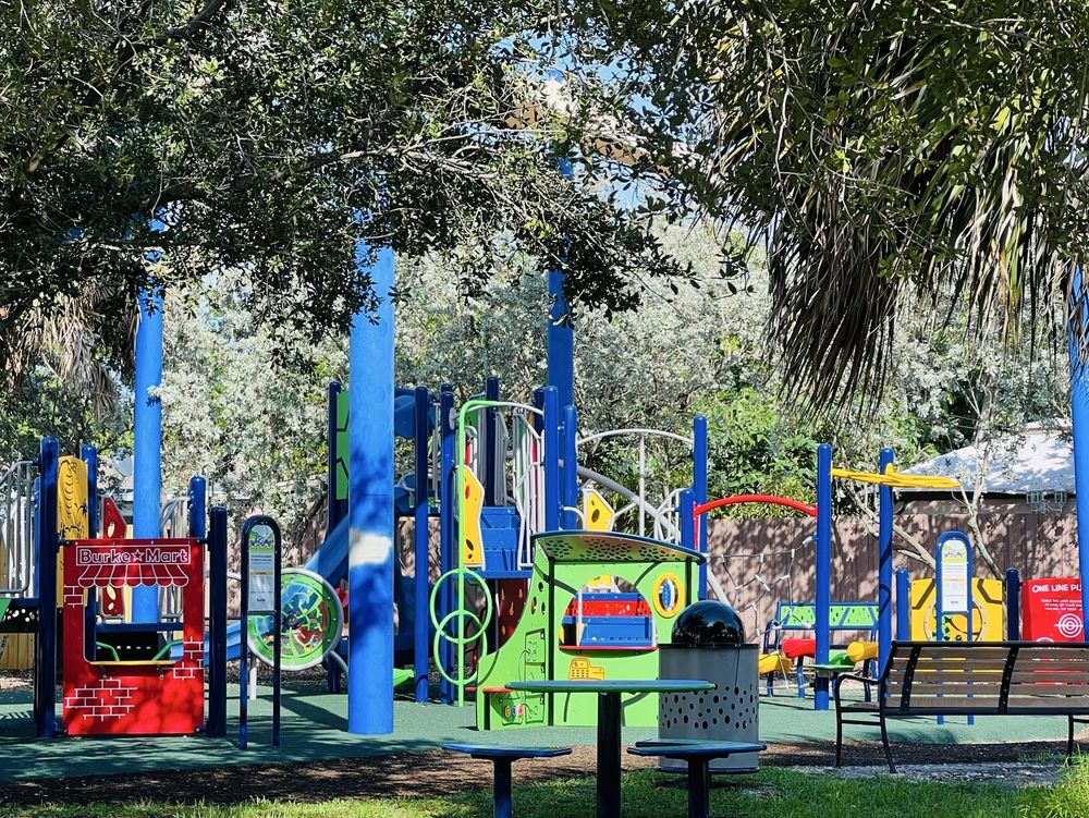 Twin Lakes North Park Image