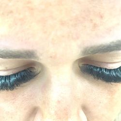 Klassy lashes and threading - Mega volume