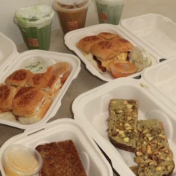 Community Goods - matcha einspanner, vanilla bean latte, breakfast sliders, banana bread with passion fruit butter & pistachio toast - Coffee & Tea Near Me - Los Angeles, California Community Goods - matcha einspanner, vanilla bean latte, breakfast sliders, banana bread with passion fruit butter & pistachio toast - Coffee & Tea Near Me - Los Angeles, California