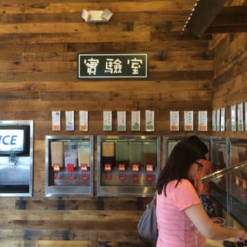 Class 302 Tea Cafe - Self serve drinks - Taiwanese Near Me - Irvine, California