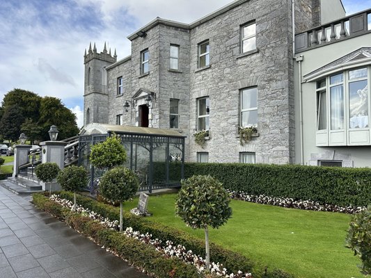 Glenlo Abbey Hotel and Estate by null