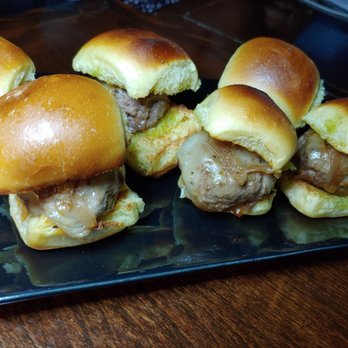 K&K Billiards Miami - Sliders - Sports Bars Near Me - Miami, Florida