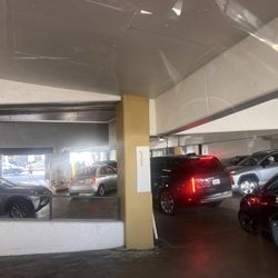 Beverly South Public Parking - Horrible, horrible horrible. Long, long, long weights and the guy who does this he think he gets paid to move slower.