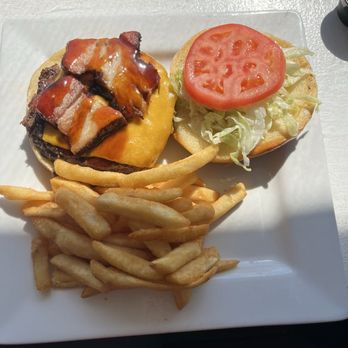 Blue Drum - Cheeseburger with sweet bourbon bacon and fries. - Seafood Near Me - Little River, South Carolina