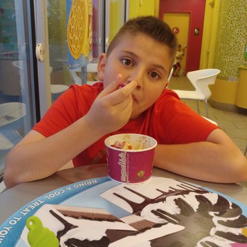 Menchie's Alamo Ranch - Treating my little cousin! - Ice Cream & Frozen Yogurt Near Me - San Antonio, Texas