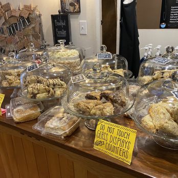 Espresso Laine - Patisserie/Cake Shop Near Me - Hermann, Missouri