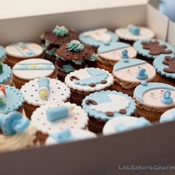 Les Soeurs Gourmandes - Cupcakes baby shower garçon