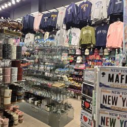 NYC Gifts