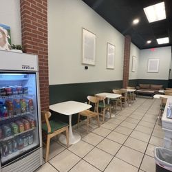 Lilly Rose Cafe - Seating area