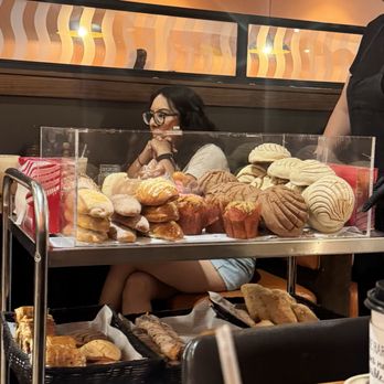 Cafe De Olla Bakery - Patisserie/Cake Shop Near Me - Duarte, California