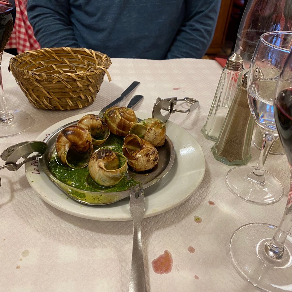 Delicious escargot and dinner wine!!! Delicious escargot and dinner wine!!!