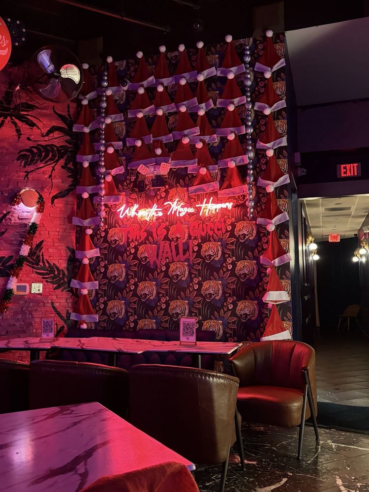 Wonderland Kitchen & Cocktails