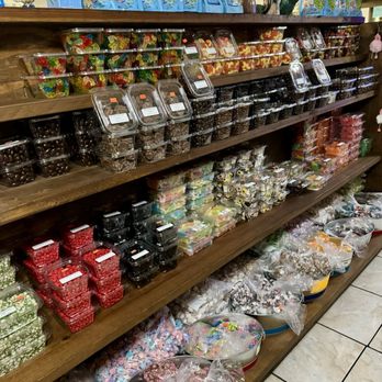 Silver Dolphin - Buy some candy! - American Near Me - Hernando Beach, Florida
