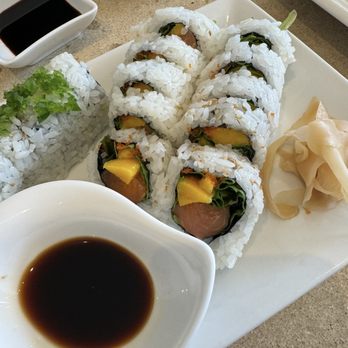 Sozo Sushi Bar - S&M Roll - Sushi Bars Near Me - Wilton Manors, Florida Sozo Sushi Bar - S&M Roll - Sushi Bars Near Me - Wilton Manors, Florida