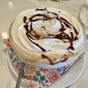 Lake St Cafe - Cafe latte mocha with whip cream - Breakfast & Brunch Near Me - Addison, Illinois