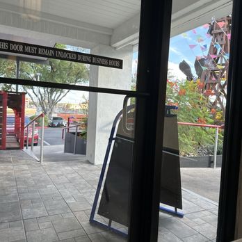 Machi Sushi - Waiting area with AC - Sushi Bars Near Me - Austin, Texas