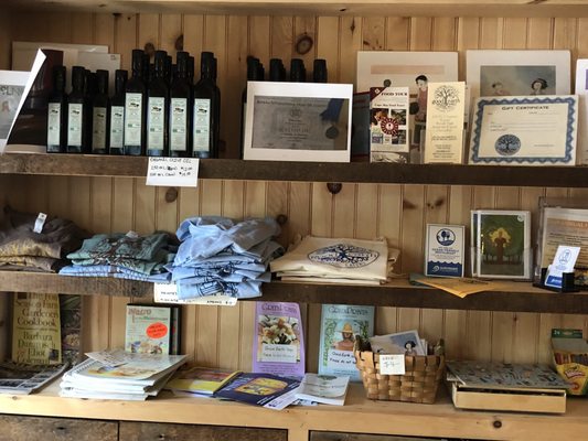 Good Earth Organic Eatery by null