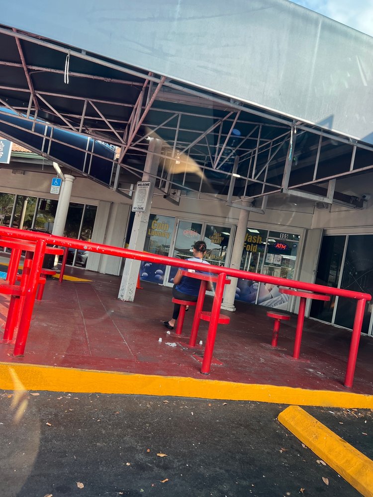 MEGA LAUNDRY MART Updated September 2024 10 Photos & 14 Reviews