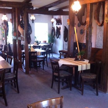 Zum Kronprinzen - Gemütliche Gasträume - German Near Me - Gröningen, ST Zum Kronprinzen - Gemütliche Gasträume - German Near Me - Gröningen, ST