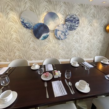 Fountain Restaurant - Seating - Breakfast & Brunch Near Me - San Jose, California Fountain Restaurant - Seating - Breakfast & Brunch Near Me - San Jose, California
