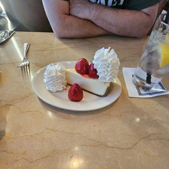 The Cheesecake Factory - Fresh Strawberry - American Near Me - Henderson, Nevada The Cheesecake Factory - Fresh Strawberry - American Near Me - Henderson, Nevada