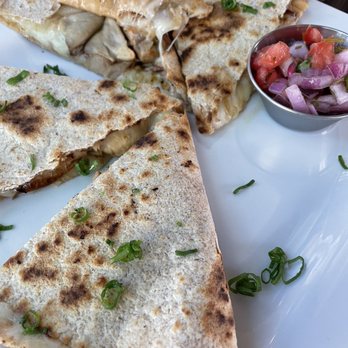 Taverna Costera - Pink Oyster Quesadilla - Asian Fusion Near Me - Las Vegas, Nevada Taverna Costera - Pink Oyster Quesadilla - Asian Fusion Near Me - Las Vegas, Nevada