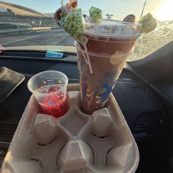 Dutch Bros Coffee - Juice Bars & Smoothies Near Me - Patterson, California