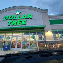Dollar Tree - Storefront