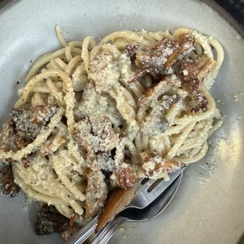 Corto - Spaghetti - Italian Near Me - Jersey City, New Jersey